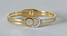 Cargar imagen en el visor de la galería, Zirconia Bangles