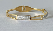 Cargar imagen en el visor de la galería, Zirconia Bangles