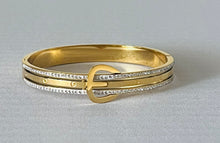 Cargar imagen en el visor de la galería, Zirconia Bangles