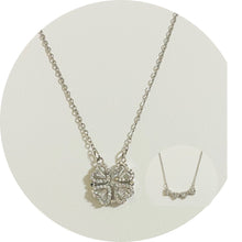 Cargar imagen en el visor de la galería, Leaf Clover Necklaces
