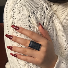 Cargar imagen en el visor de la galería, Rectangle Lazuli Ring
