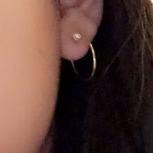 Cargar imagen en el visor de la galería, Round Open  Zircon Earrings
