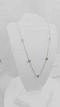 Cargar y reproducir el video en el visor de la galería, Flat Round Rhinestone Necklace
