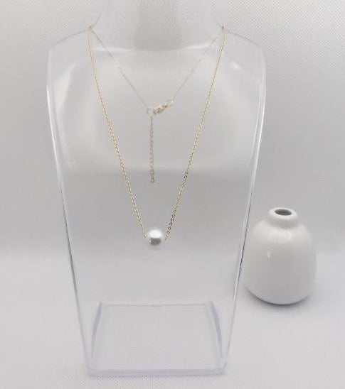 White Pearl Necklace