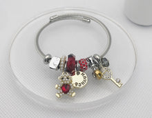 Cargar imagen en el visor de la galería, Fashion Bear Bracelet

