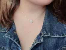Cargar imagen en el visor de la galería, White Pearl Necklace
