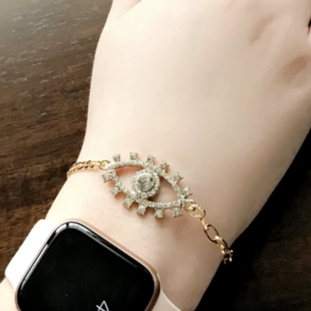 Big Eye Gemstone Bracelet