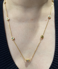 Cargar imagen en el visor de la galería, Flat Round Rhinestone Necklace
