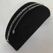 Cargar imagen en el visor de la galería, Retro Simple Chain
