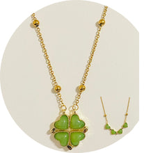 Cargar imagen en el visor de la galería, Leaf Clover Necklaces
