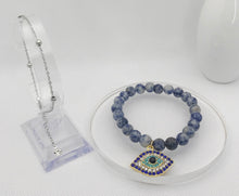 Cargar imagen en el visor de la galería, Turkish Evil Eye Bracelet

