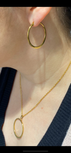 Cargar imagen en el visor de la galería, Hoop Earrings and Pendant Set
