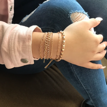 Cargar imagen en el visor de la galería, Six Piece Bracelet
