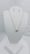 Cargar y reproducir el video en el visor de la galería, Elegant Necklace and Earrings Set
